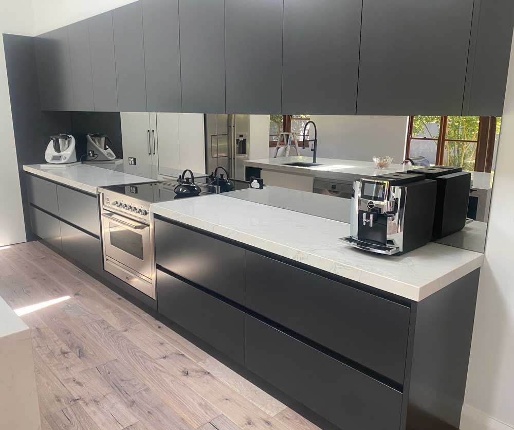 Highland Kitchens - Stylish two toned Contemporary Kitchen